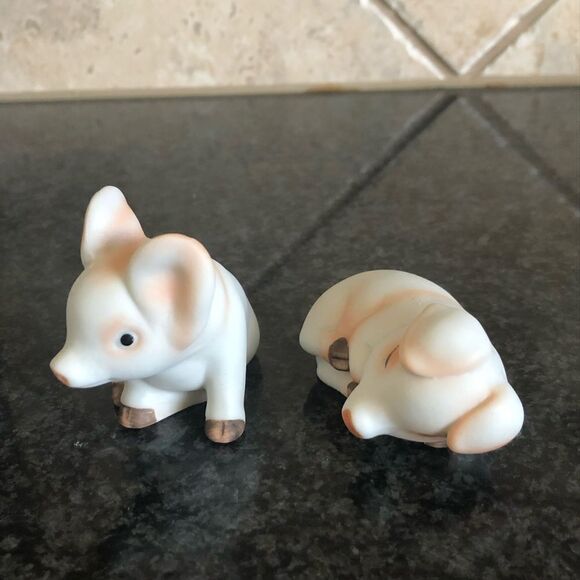 Vintage Pig Piglet Porcelain Salt & Pepper Shakers Set - Picture 2 of 5